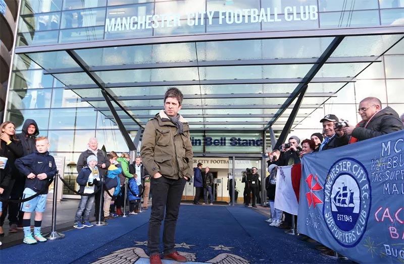 Noel Gallagher tidak bisa mendukung langsung Manchester City di final Liga Champions karena bersamaan dengan tur konser dunia yang dijalaninya.